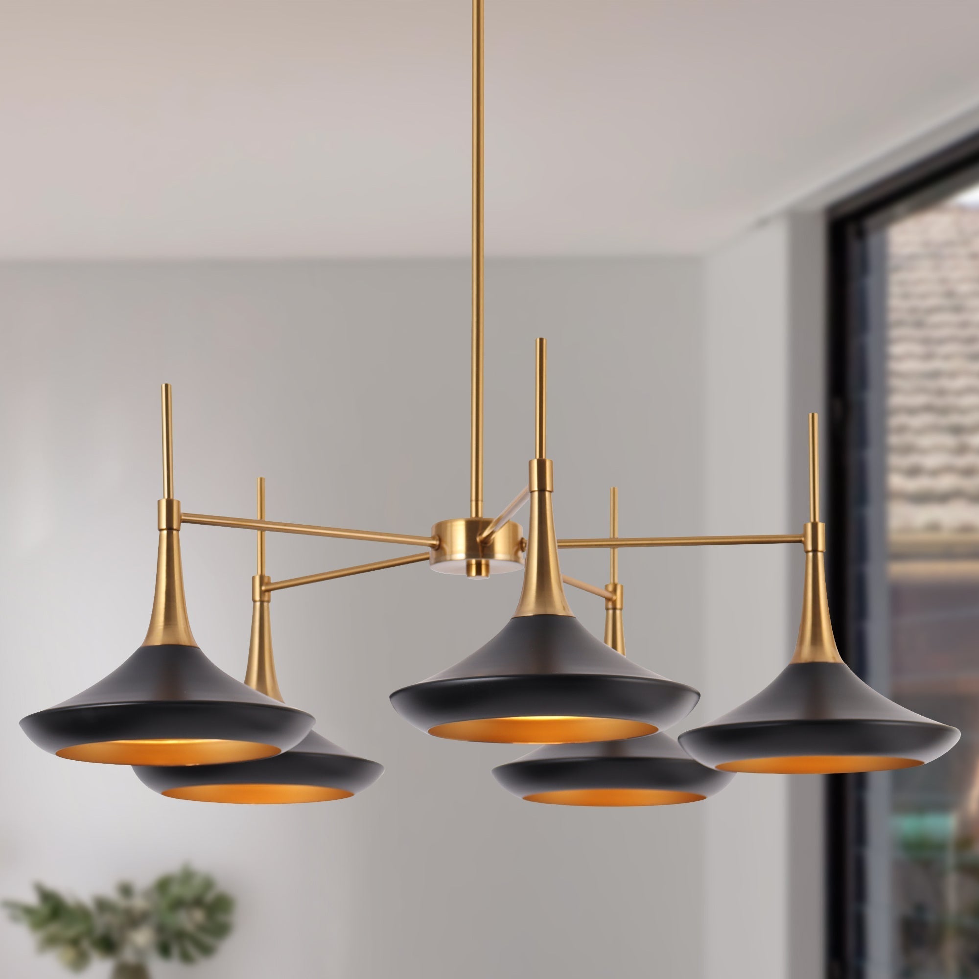 Phapricornus 3-Light Medium Black Chandelier