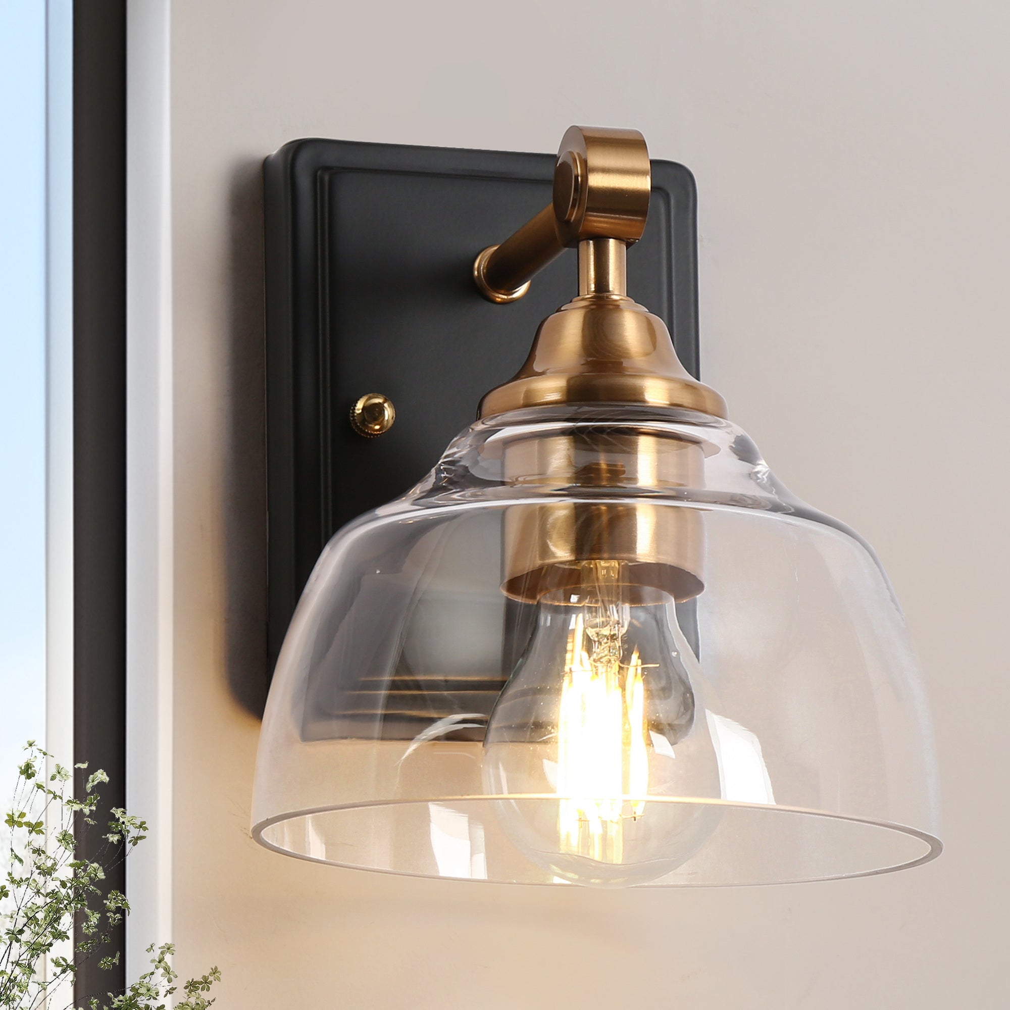Lainanger 3-Light Brass Vanity Light